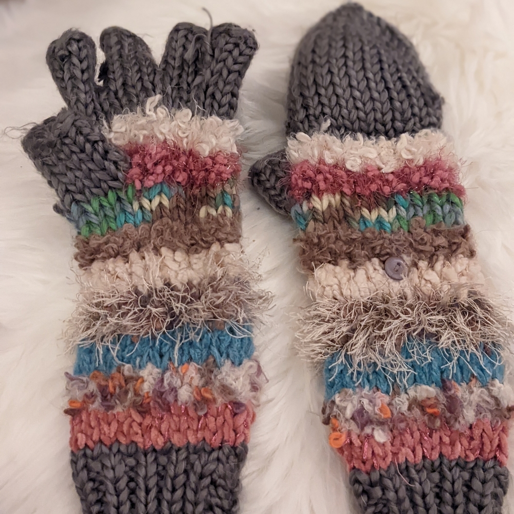 Long knit gloves/mittens